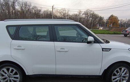 KIA Soul II рестайлинг, 2017 год, 1 400 000 рублей, 3 фотография