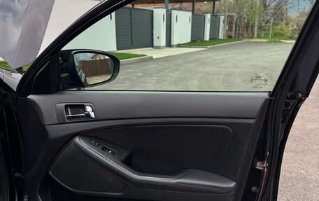 KIA Optima III, 2013 год, 1 030 000 рублей, 14 фотография