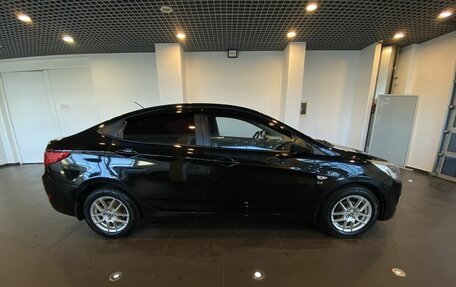 Hyundai Solaris II рестайлинг, 2015 год, 860 000 рублей, 2 фотография