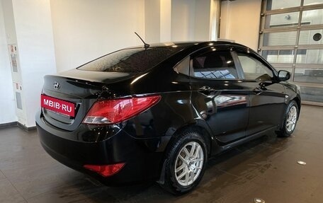 Hyundai Solaris II рестайлинг, 2015 год, 860 000 рублей, 3 фотография