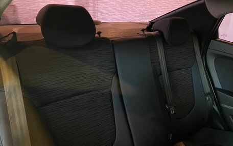 Hyundai Solaris II рестайлинг, 2015 год, 860 000 рублей, 33 фотография