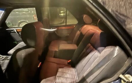 Mercedes-Benz E-Класс, 1994 год, 250 000 рублей, 5 фотография