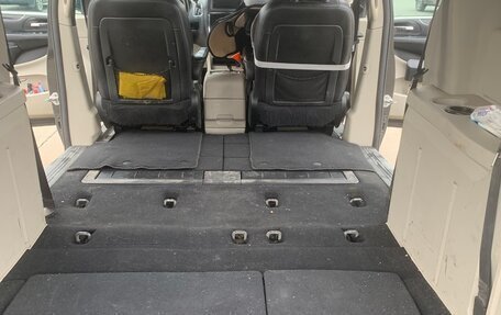 Dodge Caravan V, 2016 год, 2 450 000 рублей, 5 фотография