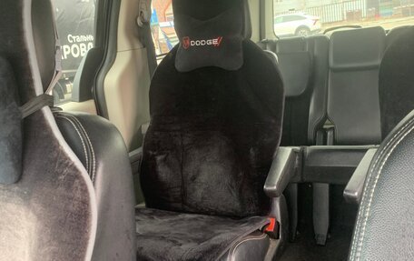 Dodge Caravan V, 2016 год, 2 450 000 рублей, 7 фотография