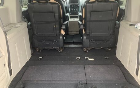 Dodge Caravan V, 2016 год, 2 450 000 рублей, 11 фотография