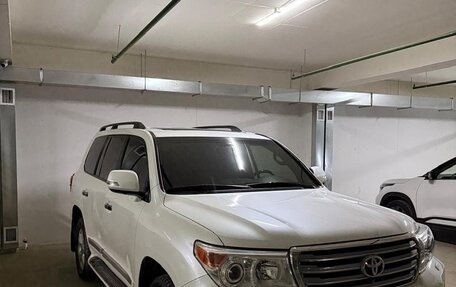 Toyota Land Cruiser 200, 2014 год, 3 950 000 рублей, 14 фотография