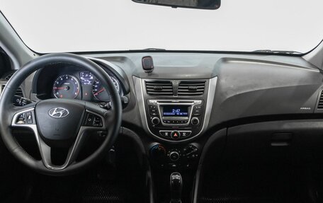 Hyundai Solaris II рестайлинг, 2015 год, 945 000 рублей, 6 фотография