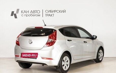 Hyundai Solaris II рестайлинг, 2015 год, 945 000 рублей, 3 фотография