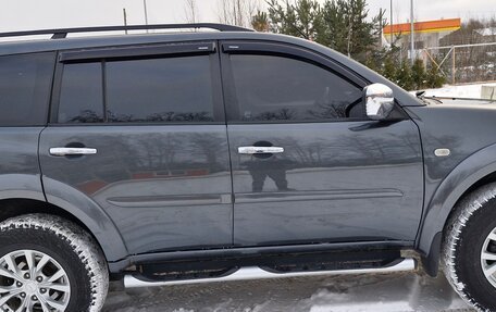 Mitsubishi Pajero Sport II рестайлинг, 2015 год, 2 175 000 рублей, 14 фотография