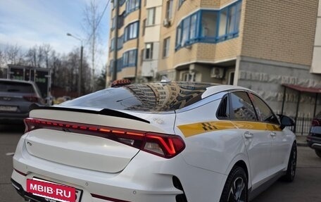 KIA K5, 2021 год, 2 100 000 рублей, 2 фотография