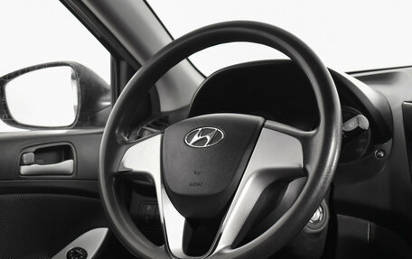 Hyundai Solaris II рестайлинг, 2013 год, 649 000 рублей, 14 фотография