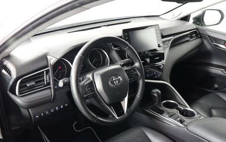 Toyota Camry, 2021 год, 3 397 000 рублей, 9 фотография