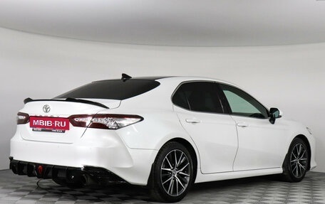 Toyota Camry, 2021 год, 3 397 000 рублей, 5 фотография