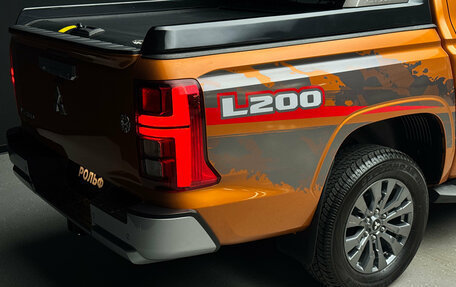 Mitsubishi L200, 2024 год, 5 300 000 рублей, 9 фотография