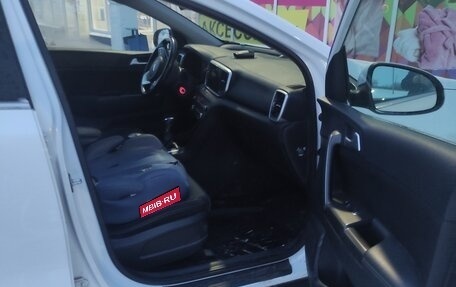 KIA Sportage IV рестайлинг, 2020 год, 2 600 000 рублей, 7 фотография