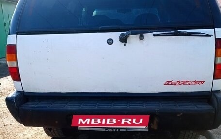 Chevrolet Blazer II рестайлинг, 1997 год, 850 000 рублей, 3 фотография