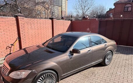 Mercedes-Benz S-Класс, 2009 год, 2 550 000 рублей, 4 фотография