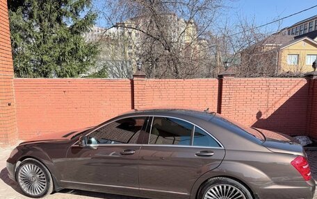 Mercedes-Benz S-Класс, 2009 год, 2 550 000 рублей, 26 фотография