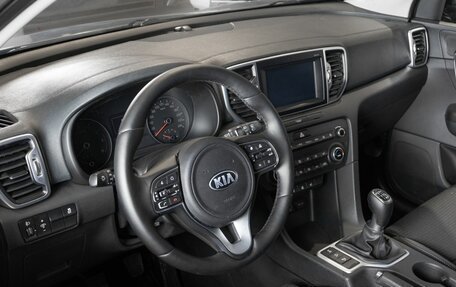 KIA Sportage IV рестайлинг, 2017 год, 1 887 900 рублей, 5 фотография