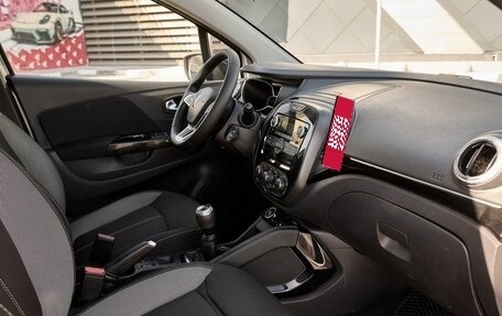 Renault Kaptur I рестайлинг, 2020 год, 1 620 000 рублей, 6 фотография