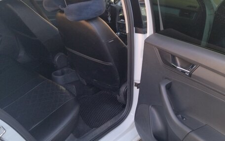 Skoda Rapid I, 2018 год, 850 000 рублей, 10 фотография