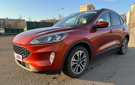 Ford Escape, 2020 год, 2 300 000 рублей, 3 фотография