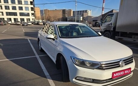 Volkswagen Passat B8 рестайлинг, 2015 год, 1 600 000 рублей, 1 фотография