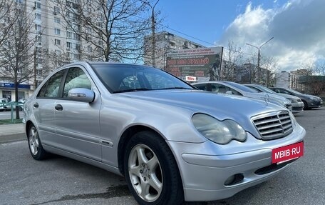 Mercedes-Benz C-Класс, 2003 год, 700 000 рублей, 2 фотография