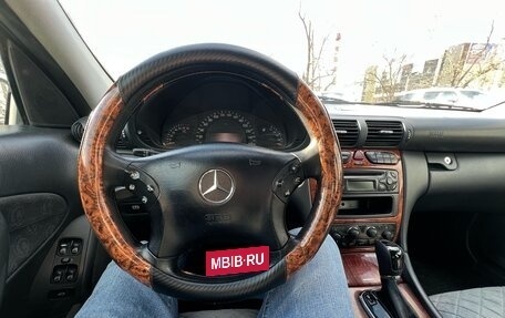 Mercedes-Benz C-Класс, 2003 год, 700 000 рублей, 10 фотография