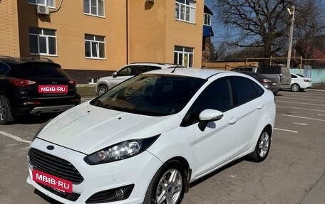 Ford Fiesta, 2015 год, 730 000 рублей, 2 фотография