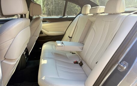 BMW 5 серия, 2017 год, 4 220 000 рублей, 23 фотография