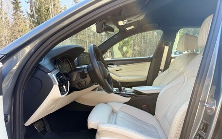 BMW 5 серия, 2017 год, 4 220 000 рублей, 21 фотография