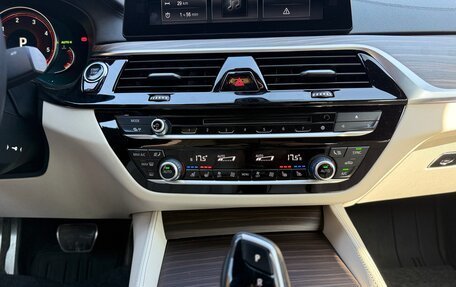 BMW 5 серия, 2017 год, 4 220 000 рублей, 38 фотография