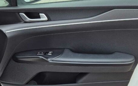 KIA K5, 2020 год, 2 300 000 рублей, 20 фотография