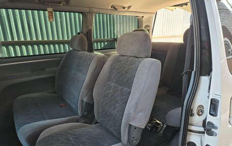 Toyota Regius, 1997 год, 1 500 000 рублей, 17 фотография