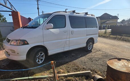 Toyota Regius, 1997 год, 1 500 000 рублей, 32 фотография