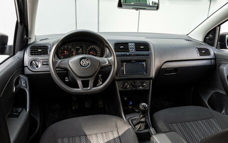 Volkswagen Polo VI (EU Market), 2017 год, 898 000 рублей, 6 фотография