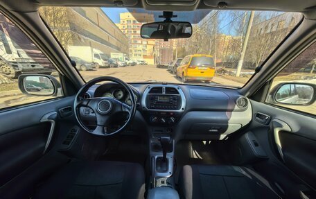 Toyota RAV4, 2002 год, 650 000 рублей, 10 фотография