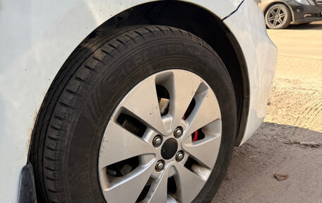 Hyundai Solaris II рестайлинг, 2013 год, 720 000 рублей, 7 фотография