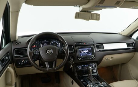Volkswagen Touareg III, 2015 год, 3 490 444 рублей, 6 фотография