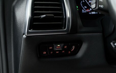 BMW 8 серия, 2019 год, 7 127 077 рублей, 19 фотография