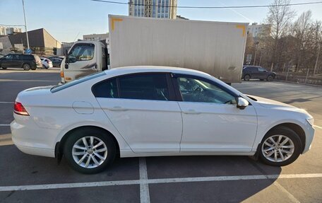 Volkswagen Passat B8 рестайлинг, 2015 год, 1 600 000 рублей, 3 фотография