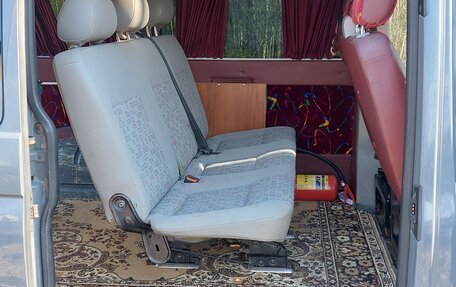 Volkswagen Transporter T5 рестайлинг, 2011 год, 1 100 000 рублей, 9 фотография