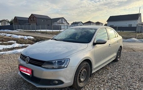 Volkswagen Jetta VI, 2014 год, 1 099 999 рублей, 16 фотография