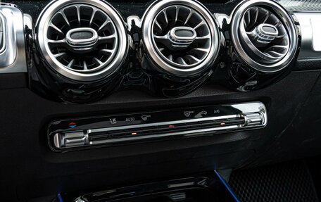 Mercedes-Benz GLB AMG, 2020 год, 5 980 000 рублей, 16 фотография