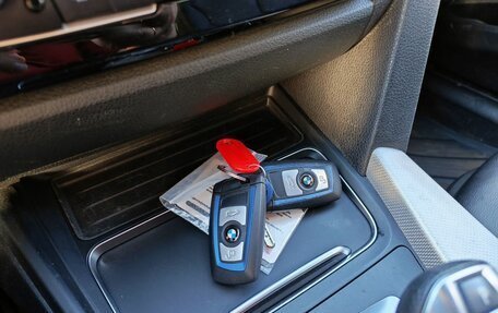 BMW 3 серия, 2018 год, 2 843 000 рублей, 15 фотография