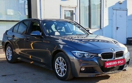 BMW 3 серия, 2018 год, 2 843 000 рублей, 3 фотография