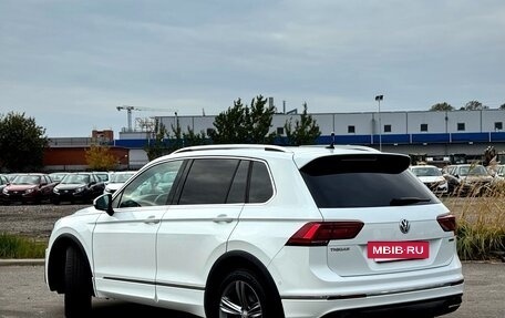 Volkswagen Tiguan II, 2019 год, 2 730 000 рублей, 2 фотография