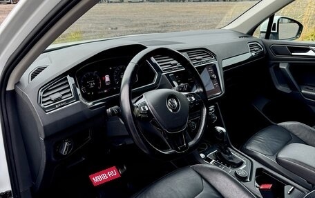 Volkswagen Tiguan II, 2019 год, 2 730 000 рублей, 6 фотография