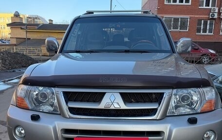 Mitsubishi Pajero III рестайлинг, 2005 год, 900 000 рублей, 3 фотография